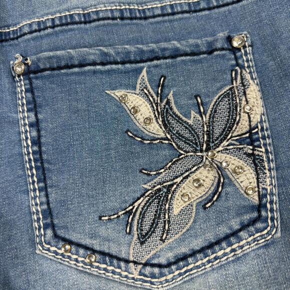 Avenue Denim Capri Jeans Womens 16 Blue Stretch Mid Rise Plus Size - Picture 10 of 10